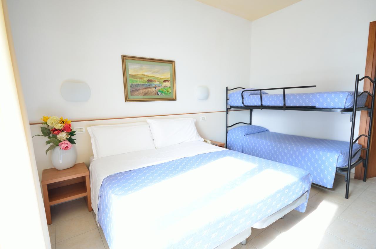 Hotel Man ليدو دي سافيو المظهر الخارجي الصورة